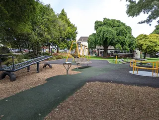 Barrington Park Playground - South photo 3