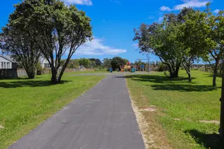 [source: kapiti-coast https://www.kapiticoast.govt.nz/explore-kapiti/recreation/parks-and-reserves/parks/matai-street-reserve/]