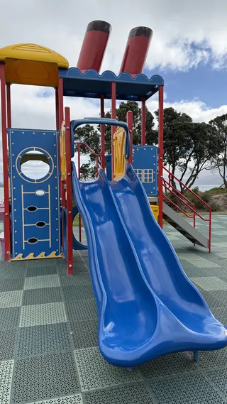 Petone Lions Park Playground photo 2
