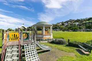 Shorland Park photo 3