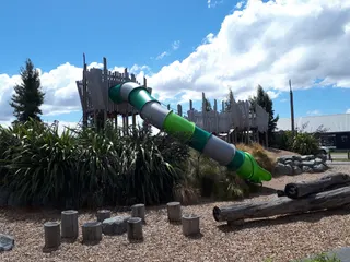 Falcon's Landing Park photo 5
