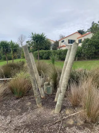 Unsworth Reserve - playground photo 9