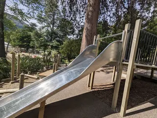 Bathhouse Playground photo 7