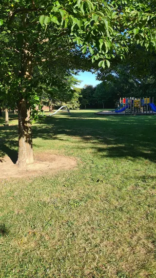 Crosbie Park Playground photo 2