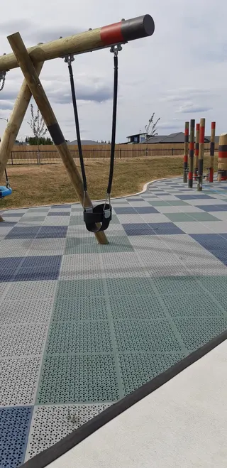 Blunden Park photo 10