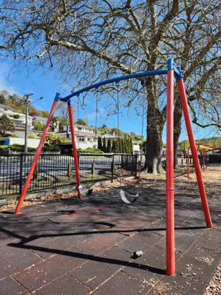 Pioneers Park playground photo 3