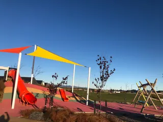 Acland Park reserve and playground photo 2