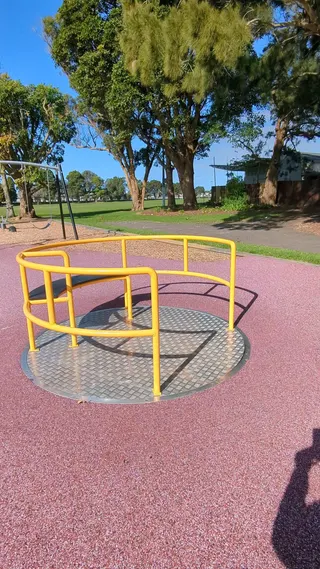Eastdale Rd Playground photo 3