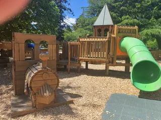 Queen Elizabeth Park photo 2